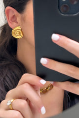 Alt Earrings Gold